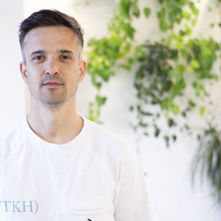 Agustín Sánchez, fisioterapeuta y osteópata de The Kine Hub Barcelona